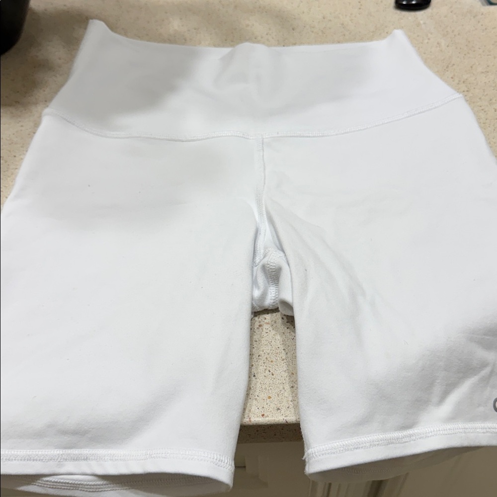 ALO Yoga Women's Soft white Bike Shorts